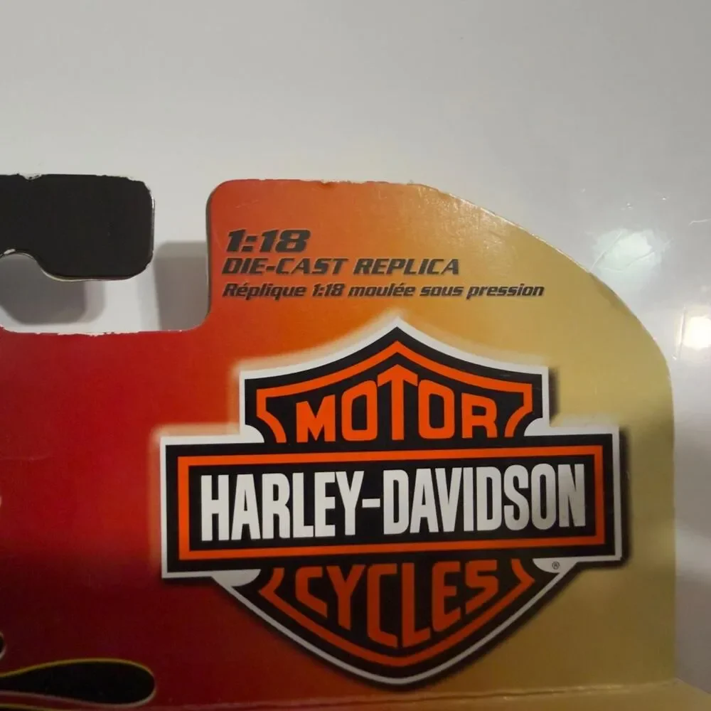 Harley Davidson 2008 XL 1200N Sportster 1:18 scale diecast model